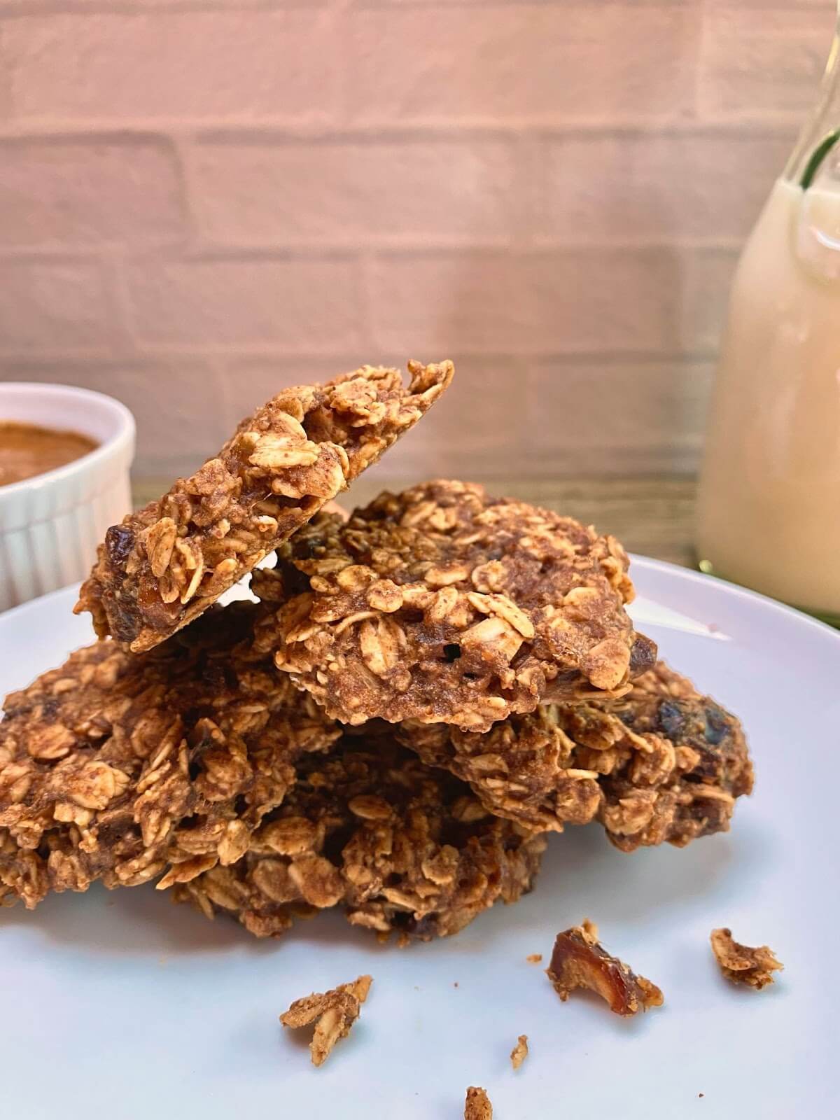 almond butter breakfast biscuits