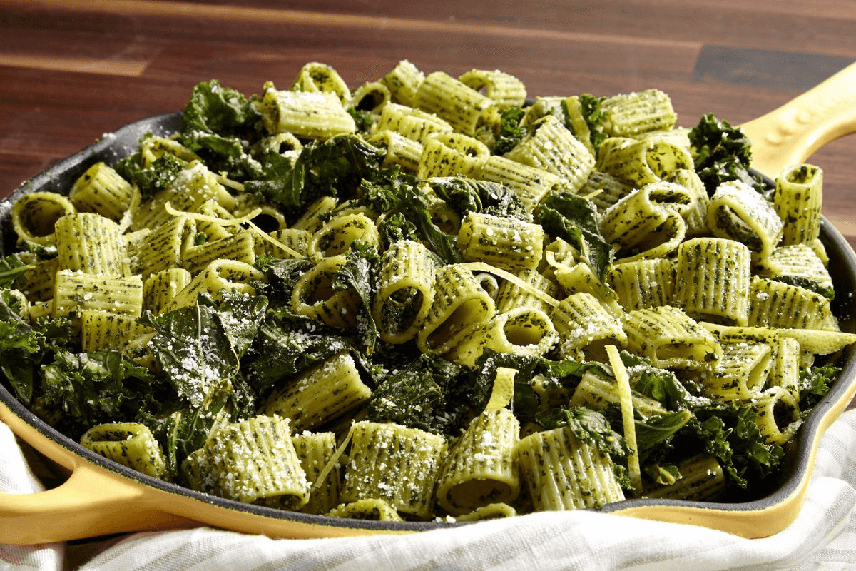 Kale-pesto-pasta-healthy-pasta-recipes