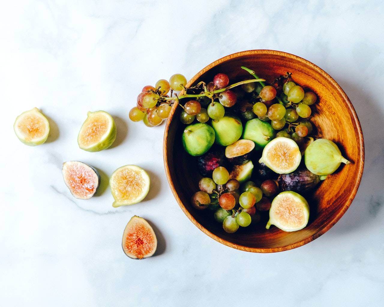 figs-in-bowl