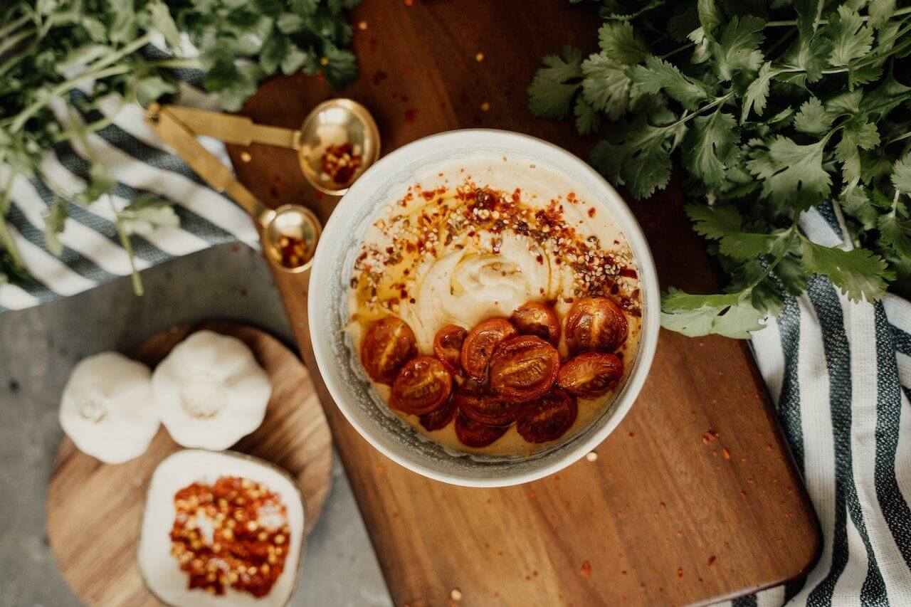 Bowl-with-grits-and-sundried-tomatoes