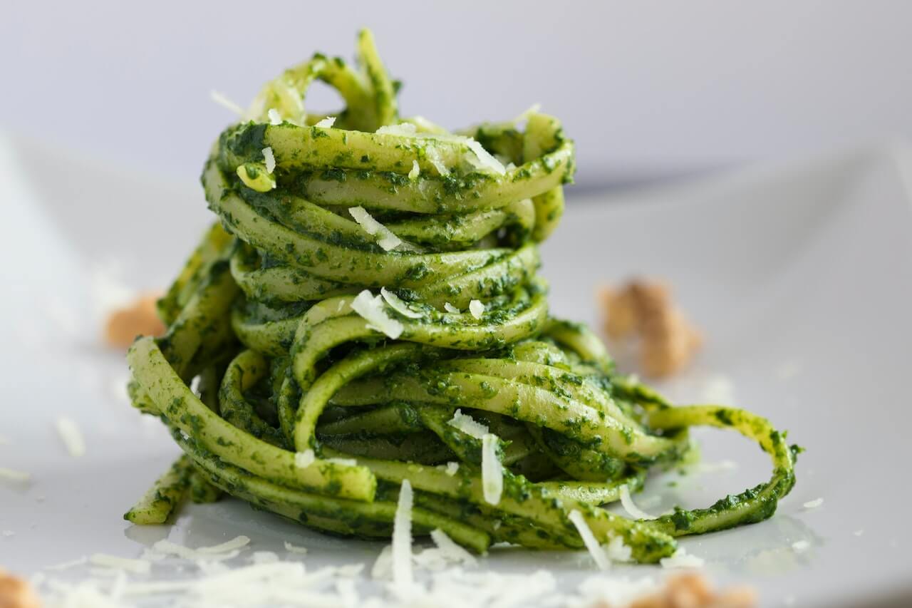 delicious-and-healthy-pesto-pasta-meal