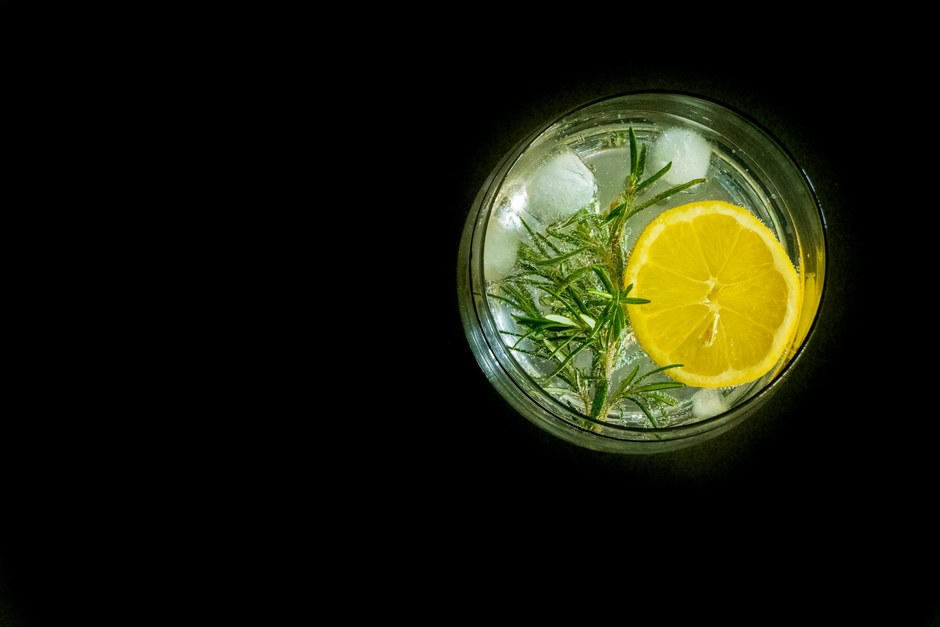 Seltzer water with rosemary and lemon